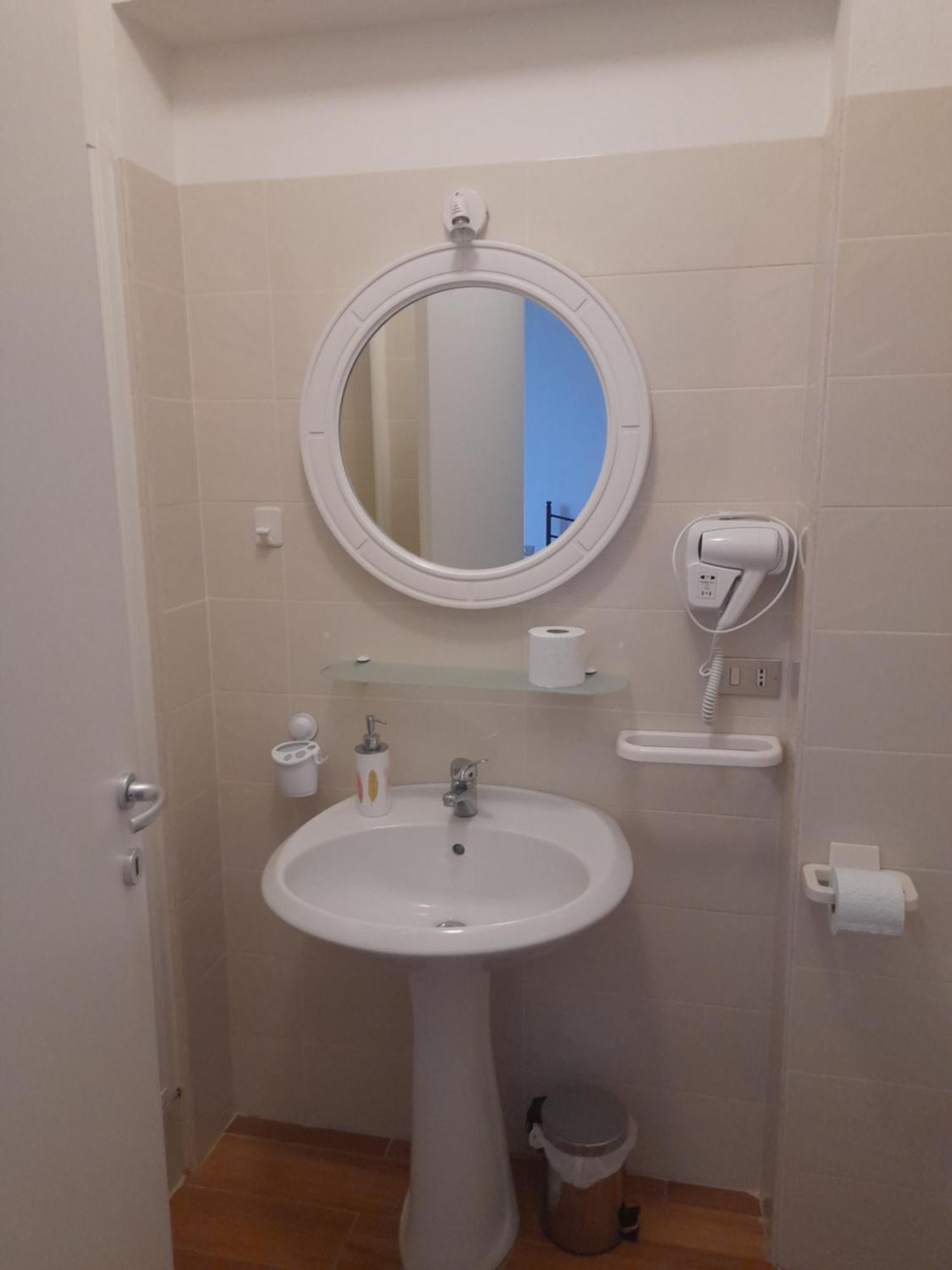 B&B La Torre Di Porta Maggiore Ascoli Piceno Esterno foto