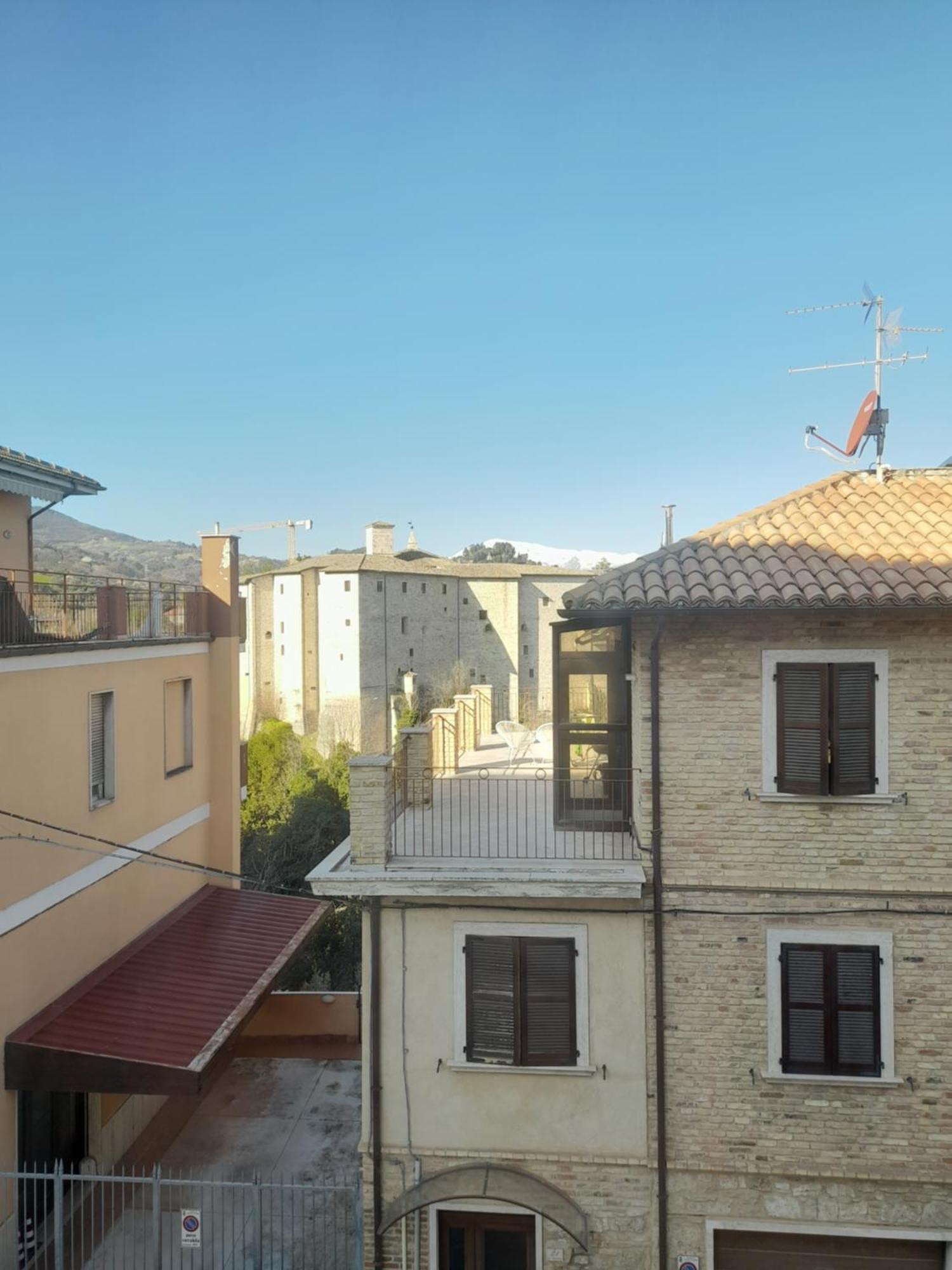 B&B La Torre Di Porta Maggiore Ascoli Piceno Esterno foto