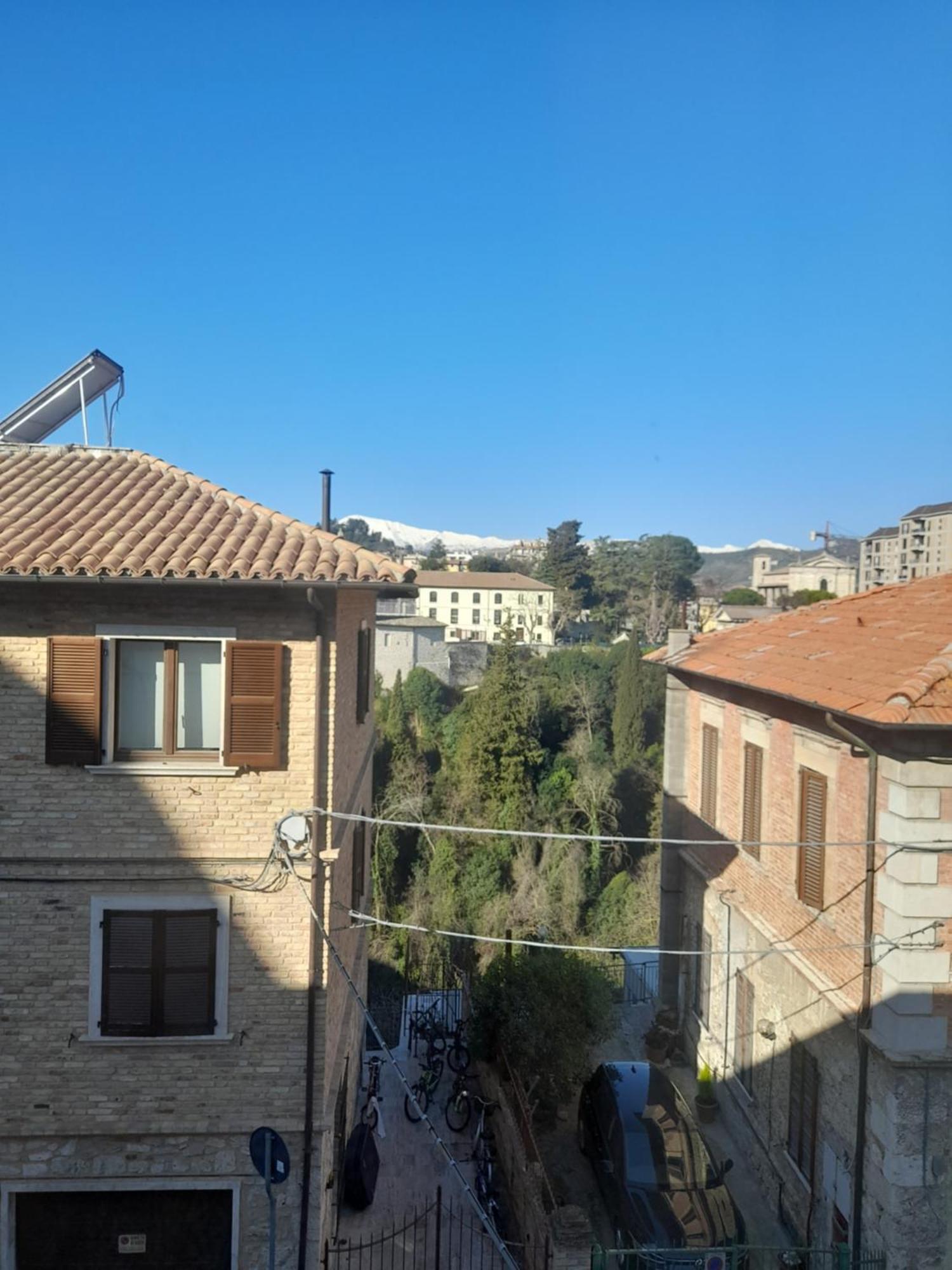 B&B La Torre Di Porta Maggiore Ascoli Piceno Esterno foto